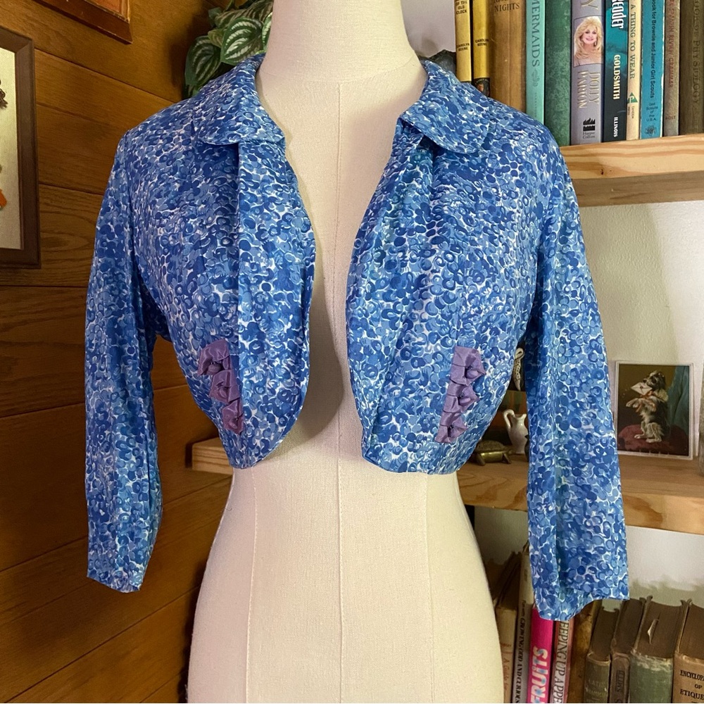 Vintage 1950s Cay Artley blue polka dot dress and jacket set - Picture 7 of 9